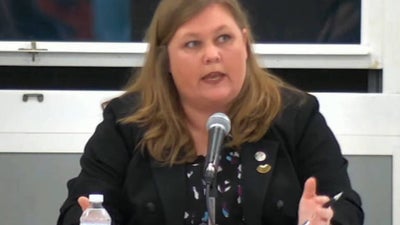 New Jersey Mayor         Says She Will Step Down After Receiving Hate Mail Just Months After Black Councilwoman Was Murdered