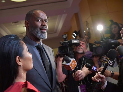 Brian McKnight Criticized For Praising His Stepchildren While Ignoring His Biological Kids