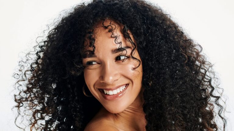 How To Keep Low Porosity Hair Moisturized