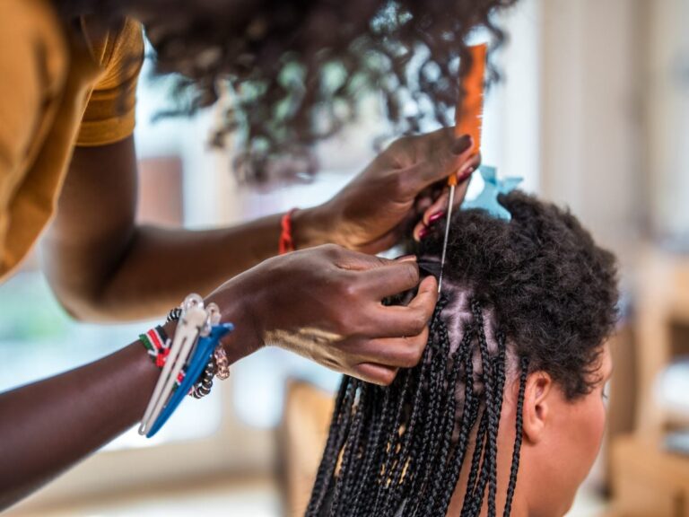 Had An Allergic Reaction To Braids? Here’s What You Should Know