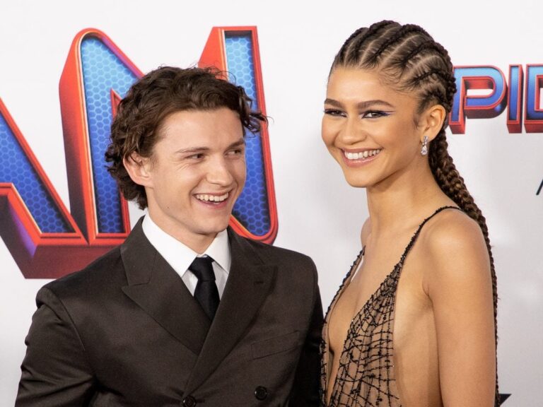 Tom Holland Had A Ball With Zendaya’s Family In Oakland