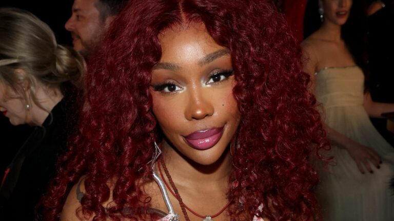 How SZA’s Red Hair Came Together For The Grammys